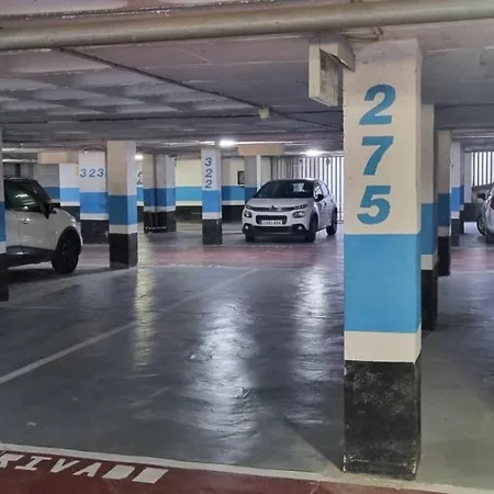 El Mercado アパート